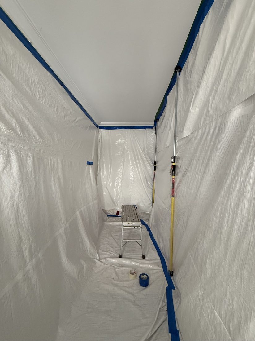Zone entièrement scellée sous plastique